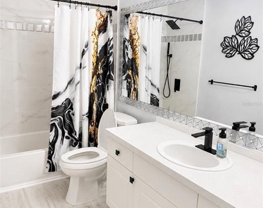 5152 Northridge Road - Photo Thumbnail 10
