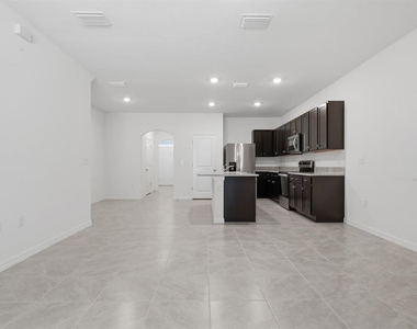 13753 Nw 9th Road - Photo Thumbnail 2