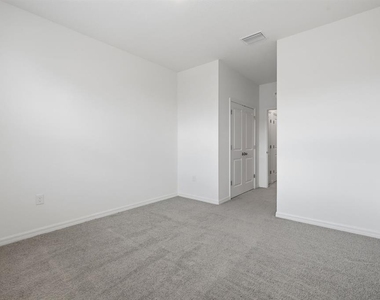 13753 Nw 9th Road - Photo Thumbnail 8