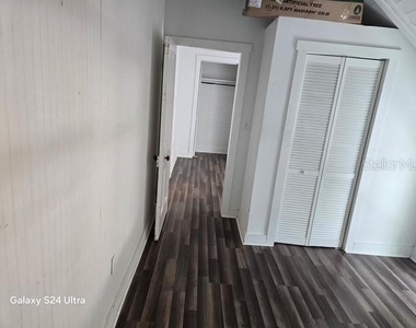 7306 Earlwood Avenue - Photo Thumbnail 4