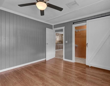 14043 Tennessee Avenue - Photo Thumbnail 12