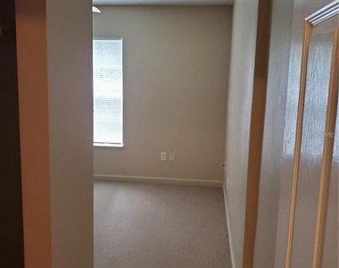 11 Squirrel Place - Photo Thumbnail 5