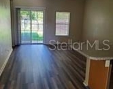 11 Squirrel Place - Photo Thumbnail 4