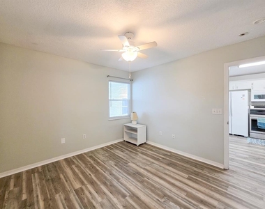 216 S 5th Street - Photo Thumbnail 35