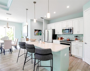 14550 Schofield Road - Photo Thumbnail 2