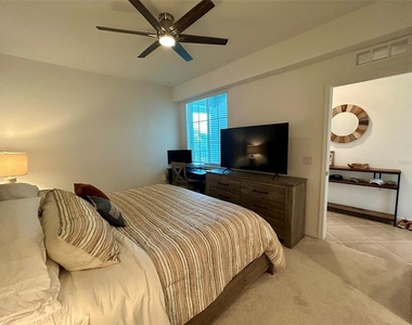 14121 Heritage Landing Boulevard - Photo Thumbnail 13