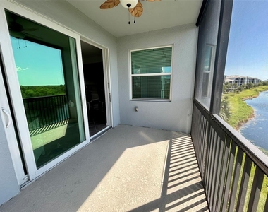 14121 Heritage Landing Boulevard - Photo Thumbnail 21