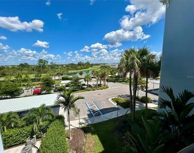 14121 Heritage Landing Boulevard - Photo Thumbnail 2