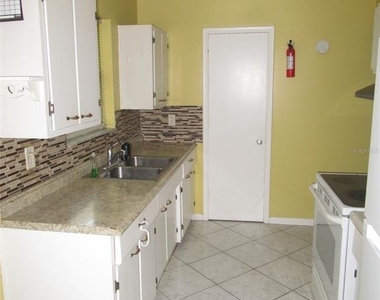 21267 Gladis Avenue - Photo Thumbnail 3