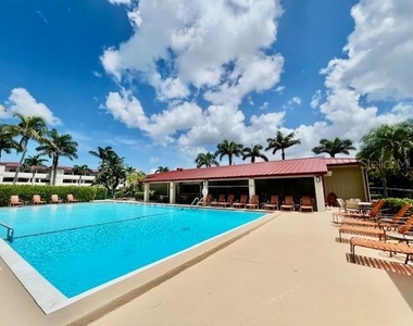 3250 Southshore Drive - Photo Thumbnail 3