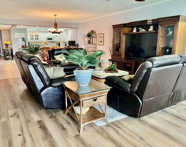 3250 Southshore Drive - Photo Thumbnail 14