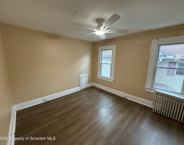 1008 Fisk Street - Photo Thumbnail 12