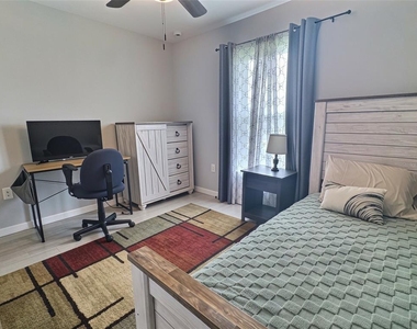 12046 Tetzel Avenue - Photo Thumbnail 16