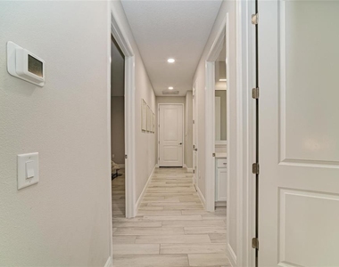 1079 Waterline Court - Photo Thumbnail 30