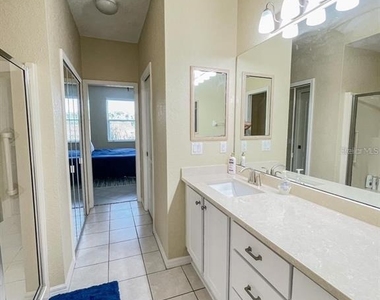 1802 Auburn Lakes Circle - Photo Thumbnail 15