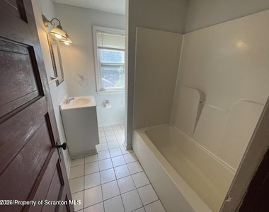 722 Wheeler Avenue - Photo Thumbnail 9