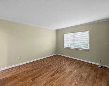 6470 Hollywood Boulevard - Photo Thumbnail 9