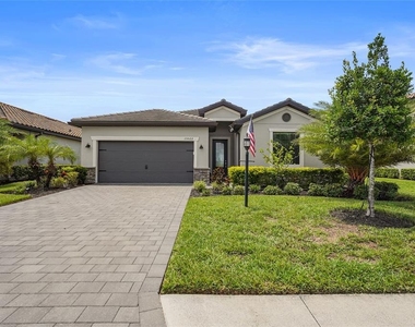 15522 Islandwalk Avenue - Photo Thumbnail 1