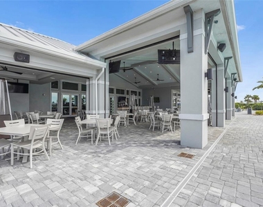 15522 Islandwalk Avenue - Photo Thumbnail 66