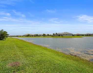 15522 Islandwalk Avenue - Photo Thumbnail 44