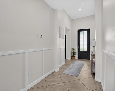 15522 Islandwalk Avenue - Photo Thumbnail 7