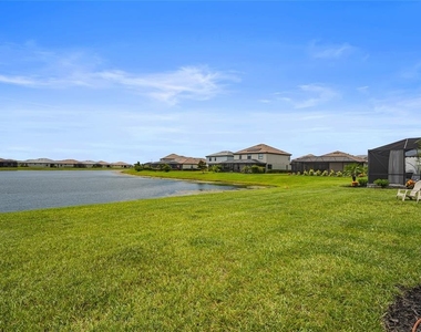 15522 Islandwalk Avenue - Photo Thumbnail 42