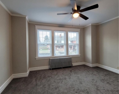 73 W Greenwich Street - Photo Thumbnail 22