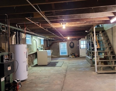 73 W Greenwich Street - Photo Thumbnail 30