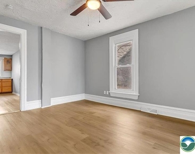 841 Jackson Street - Photo Thumbnail 7