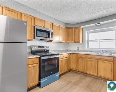 841 Jackson Street - Photo Thumbnail 12