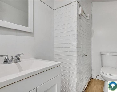 841 Jackson Street - Photo Thumbnail 16