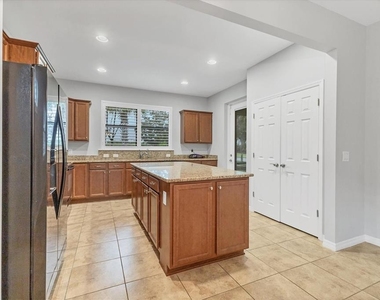 19010 Mangieri Street - Photo Thumbnail 5