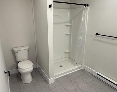 211 South Street - Photo Thumbnail 6