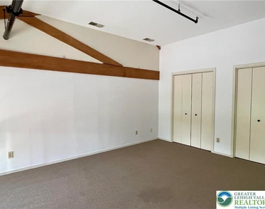 101 Race Street - Photo Thumbnail 11