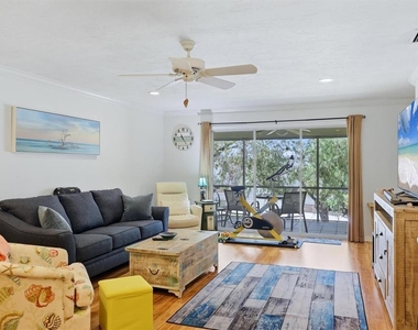 1707 Southwood Street - Photo Thumbnail 11