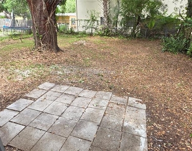 2425 Dixie Avenue - Photo Thumbnail 25