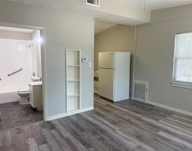 2425 Dixie Avenue - Photo Thumbnail 20