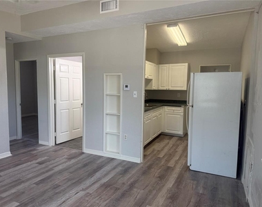 2425 Dixie Avenue - Photo Thumbnail 21
