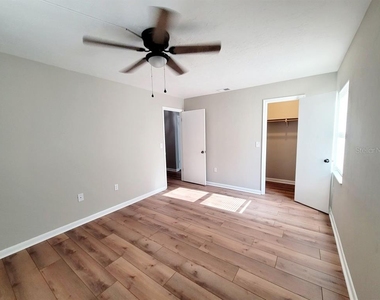 3116 W University Avenue - Photo Thumbnail 12