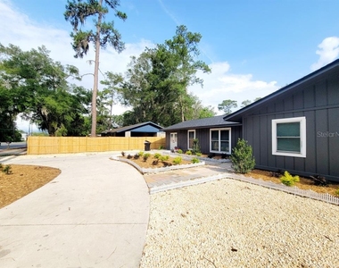 3116 W University Avenue - Photo Thumbnail 1