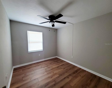 3116 W University Avenue - Photo Thumbnail 11