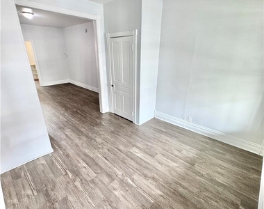1410 W Turner Street - Photo Thumbnail 5