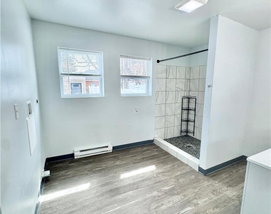 1410 W Turner Street - Photo Thumbnail 9