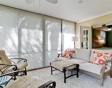 401 Palm Tree Drive - Photo Thumbnail 22