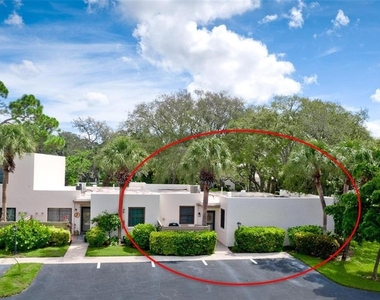 401 Palm Tree Drive - Photo Thumbnail 1