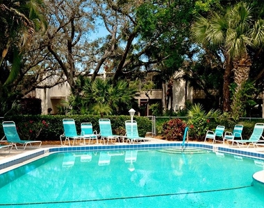 401 Palm Tree Drive - Photo Thumbnail 39