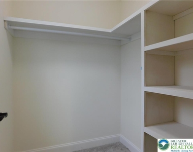1549 Burkhardt Street - Photo Thumbnail 19
