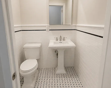 166 2nd Avenue - Photo Thumbnail 6