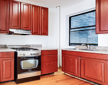 285 West 147th Street - Photo Thumbnail 3