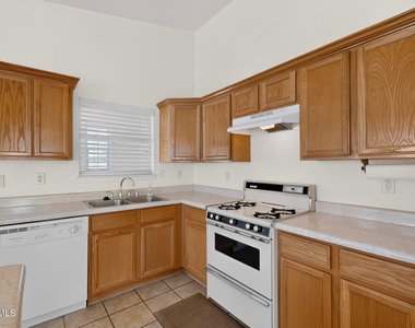 12637 Setting Sun Drive - Photo Thumbnail 14